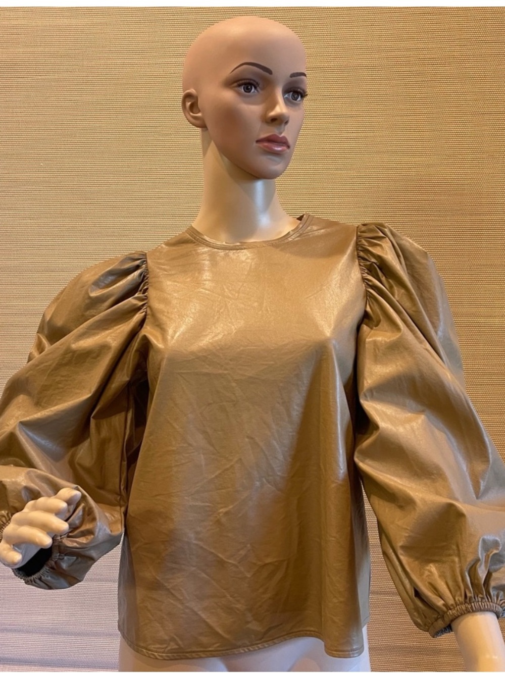 Karlie Vegan Leather Puff Sleeve Top Size Large